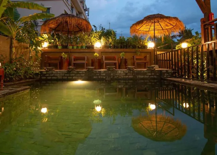 Hotel Mango Kesararam 3*